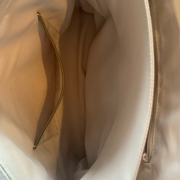 LIA NUMA Structured Italian Leather Crossbody Shoulder Bag - Picture 4 of 12